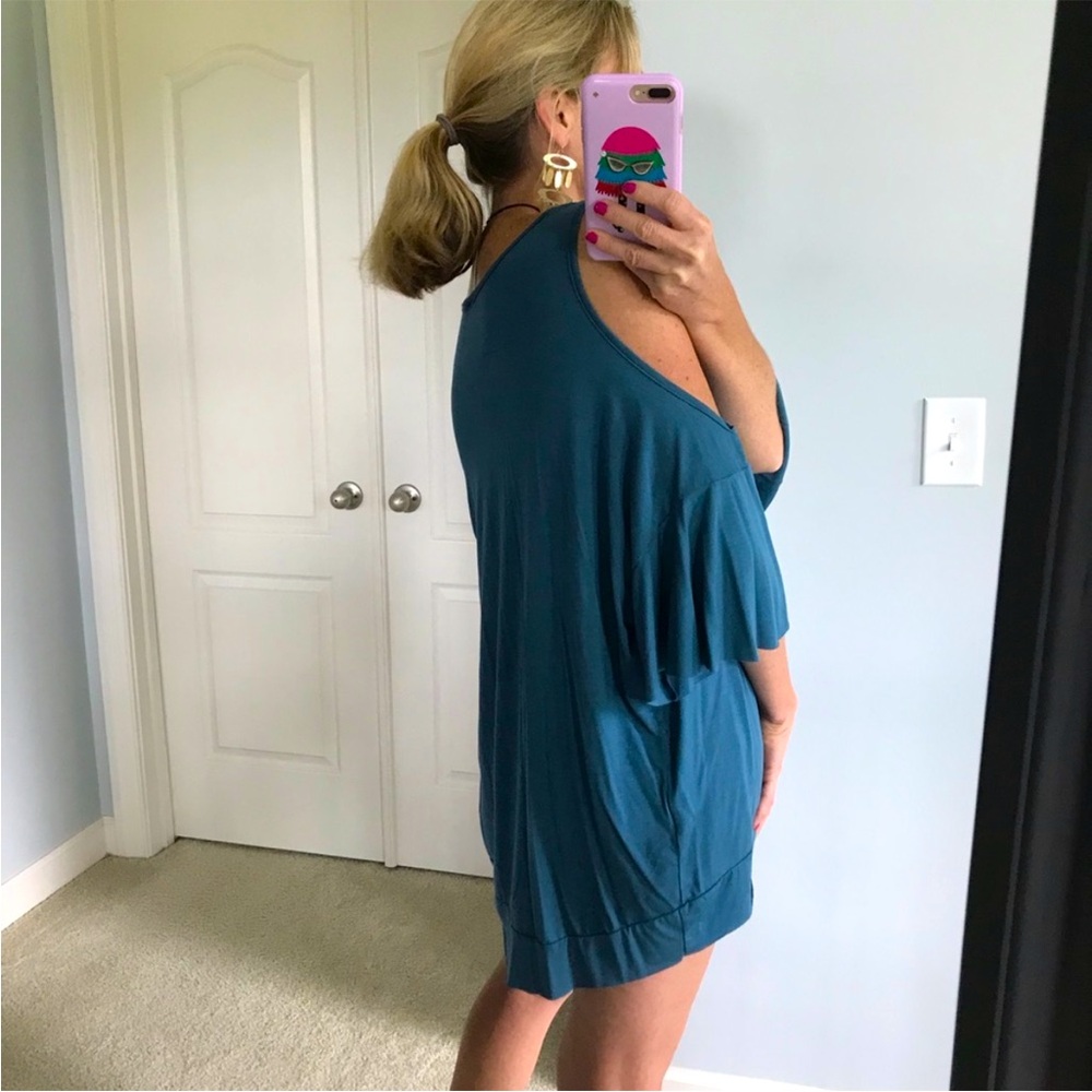 Cold Shoulder Tunic Top in Indigo - Picture 4 of 7